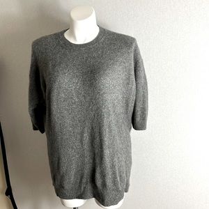 Vince women sweater 100% cashmere size L crew neck gray used